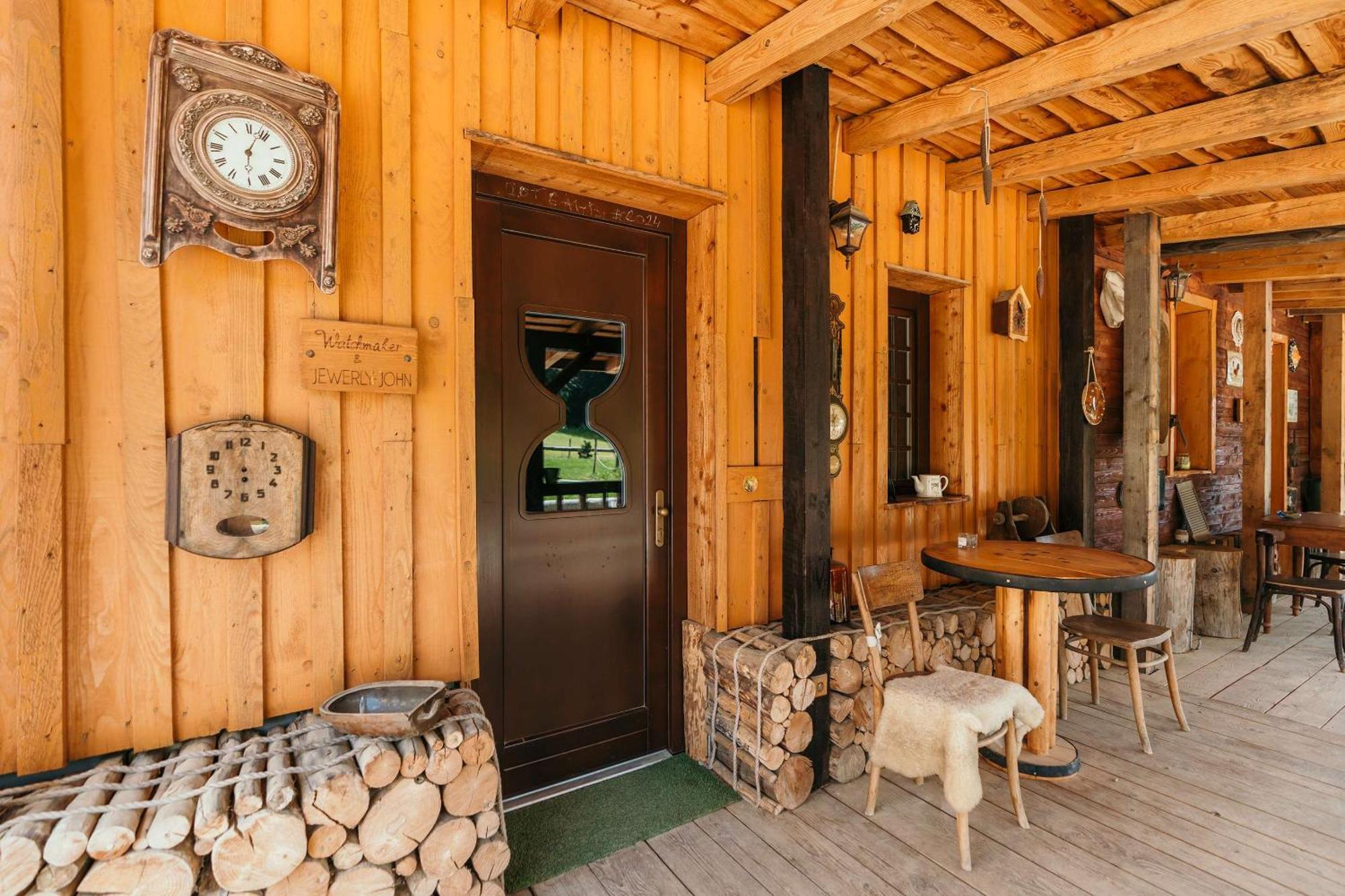 Ranch 13 - Western A Kone Nemšová Værelse billede