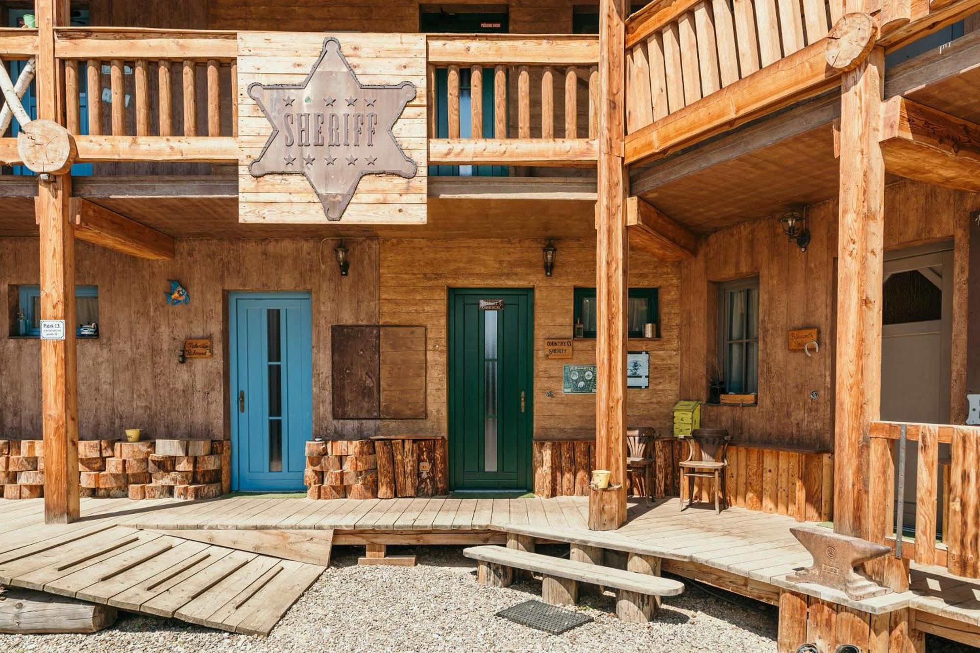Ranch 13 - Western A Kone Nemšová Værelse billede