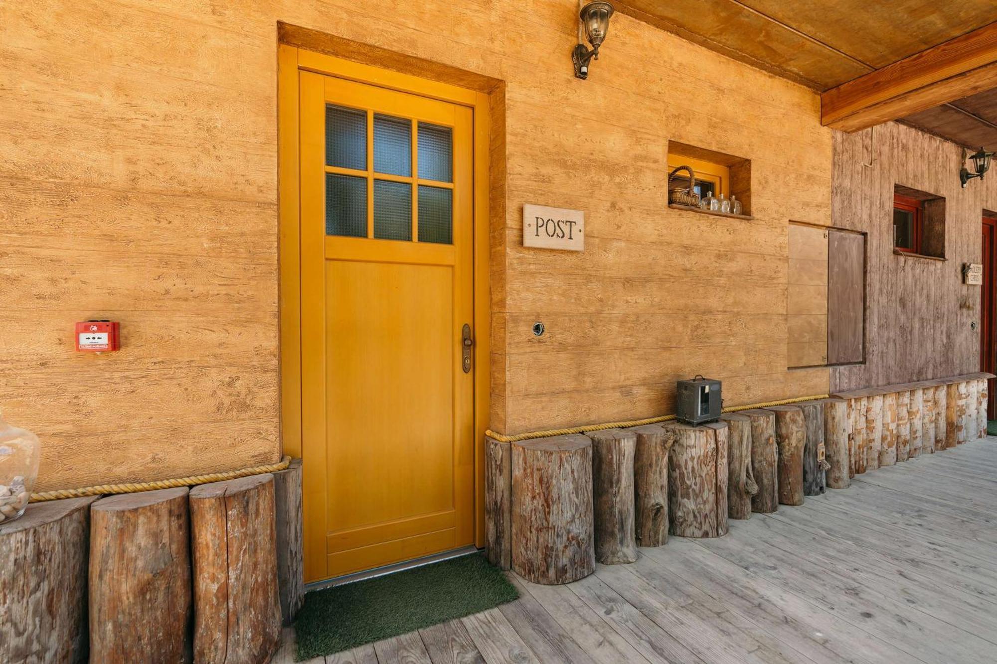 Ranch 13 - Western A Kone Nemšová Værelse billede